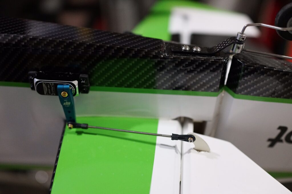 JTL:56646:pilotexng60c01_2_a47c