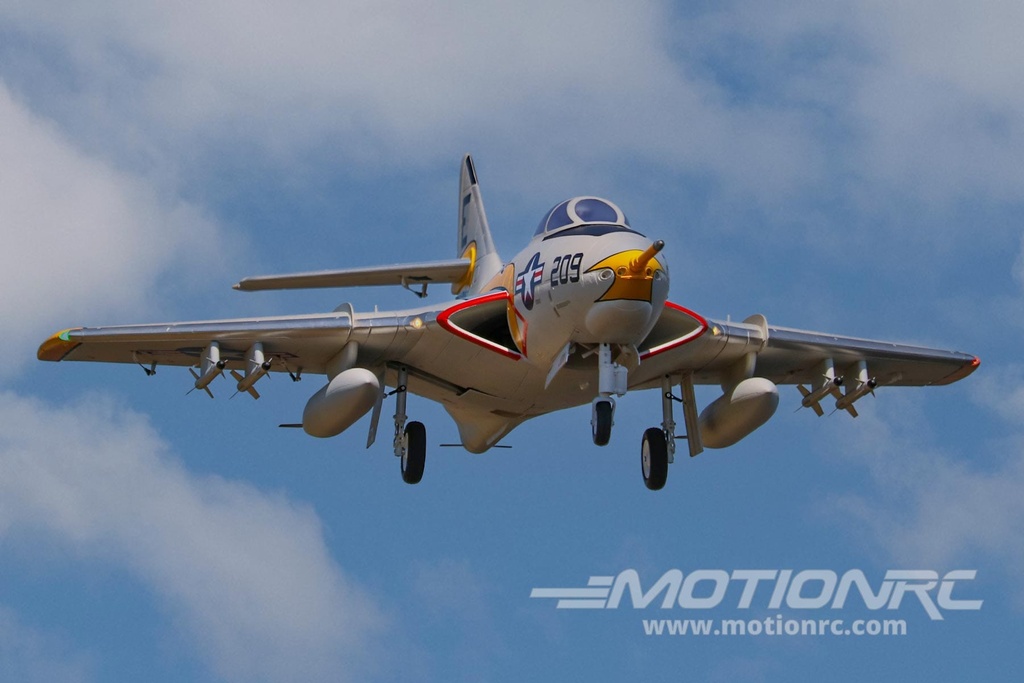 JTL:72819:freewing-f9f-8-cougar-super-scale-80mm-edf-with-gyro-pnp-motion-rc-34594613166265