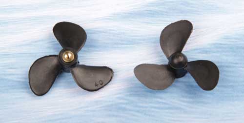Schiffsschraube 40 mm M4 re. GF-Nylon