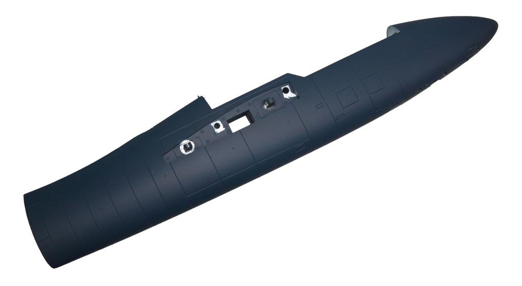 FlightLineRC 1600mm F7F Tigercat Rumpf