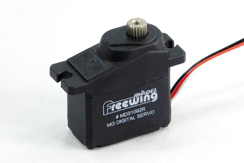 Freewing 9g digital Metallgetriebe Servo 550mm reverse