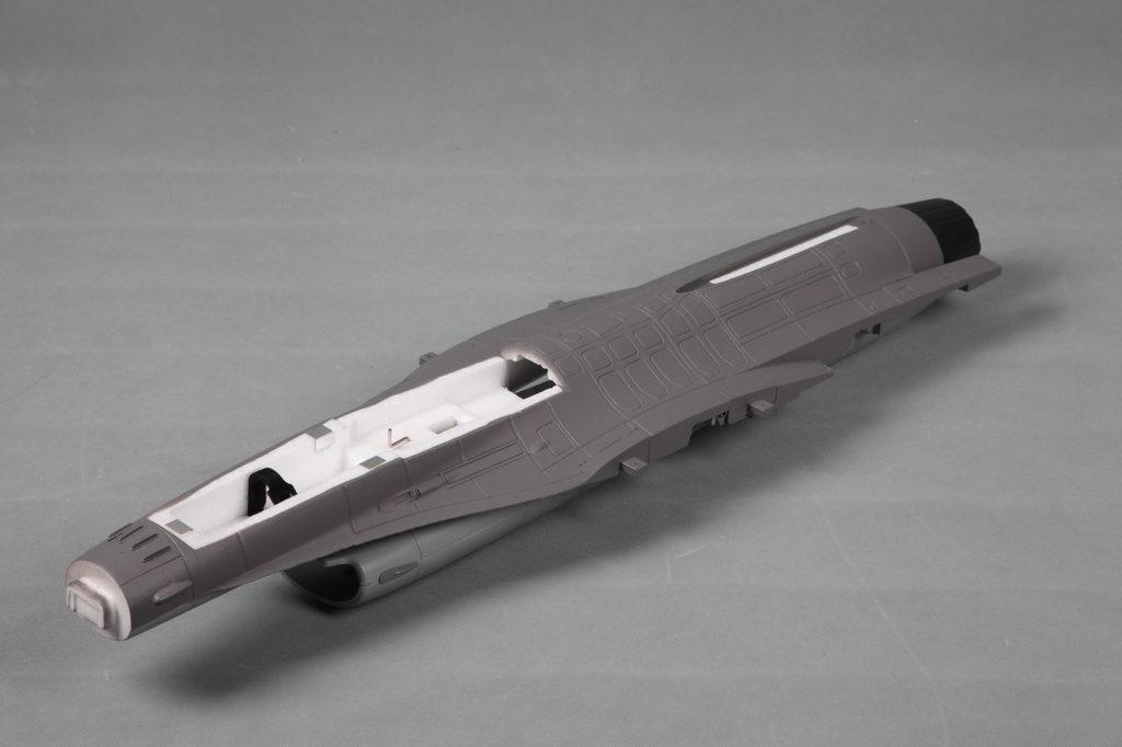 FMS F-16 V2 - Rumpf