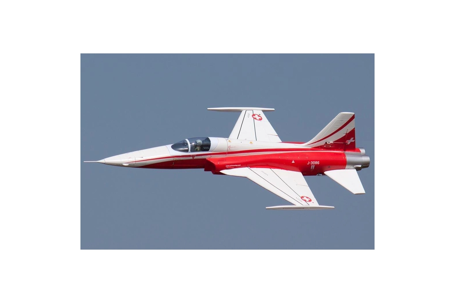 Freewing F-5 Tiger "Patrouille Suisse" KIT