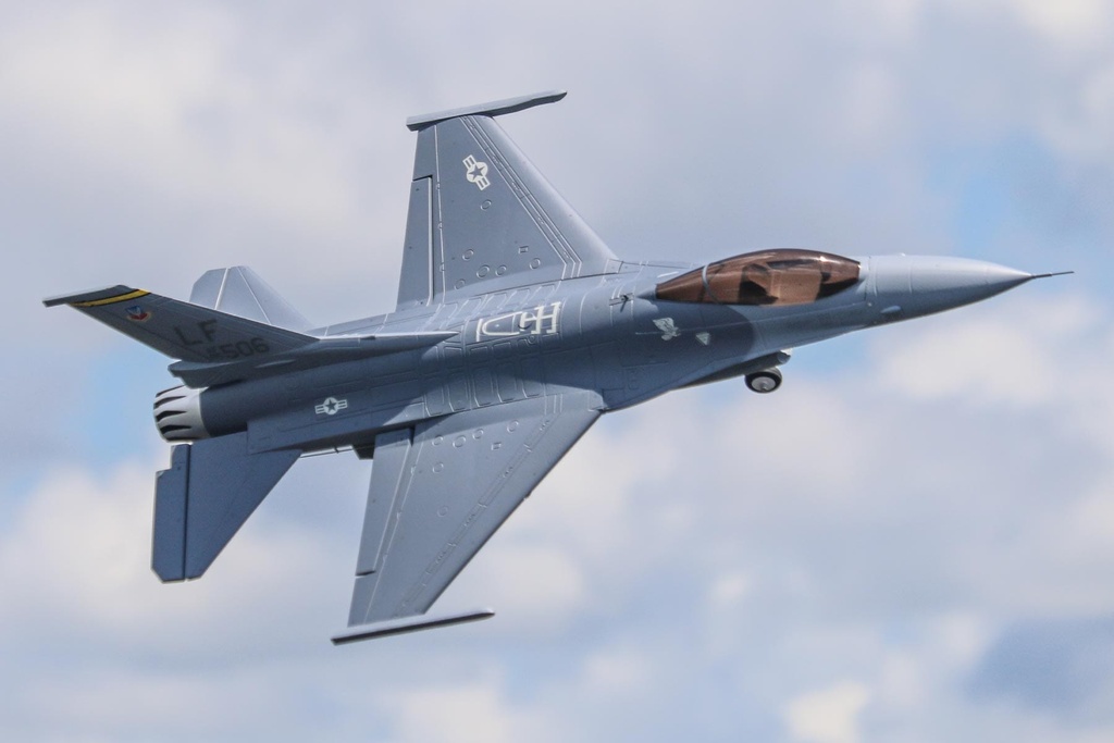 Freewing F-16 Falcon 64mm EDF Jet V2 - PNP