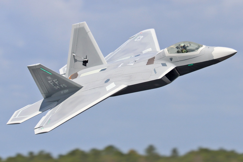 Freewing F-22 Raptor V2 Ultra Performance 8S 90mm EDF Jet - PNP
