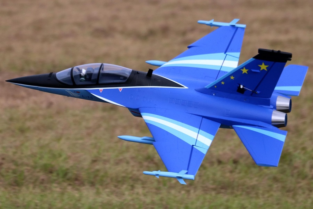 Freewing L-15 JL-10 Falcon 6S 64mm EDF Jet - PNP
