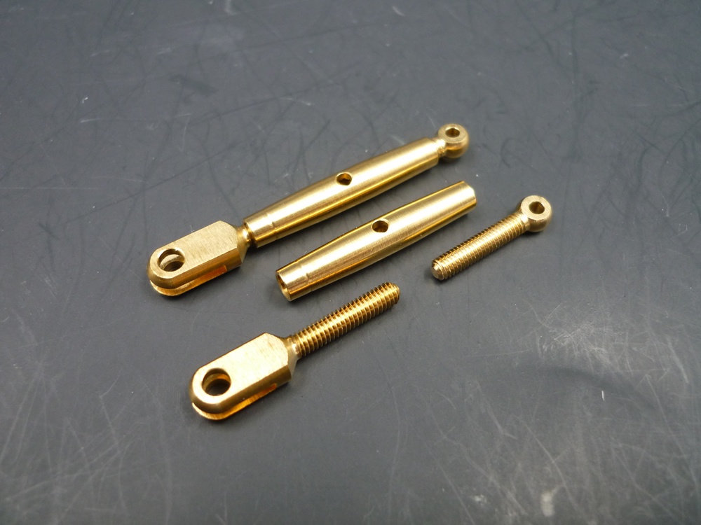 Spannschlösser M2,5x32/48 Messing