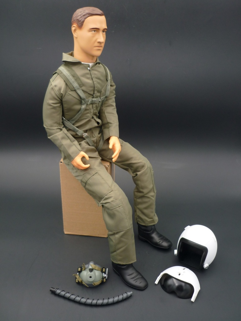Scale-Pilot Modern Jet grün 1:3,5/1:3