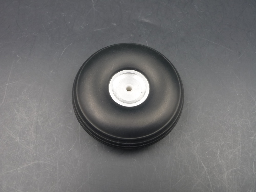 Rad 64 mm mit Alufelge