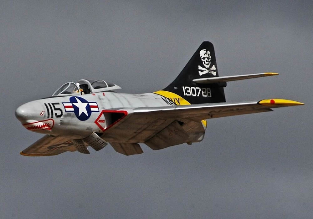 TopRC F9F Cougar B Version 61,5" ARF