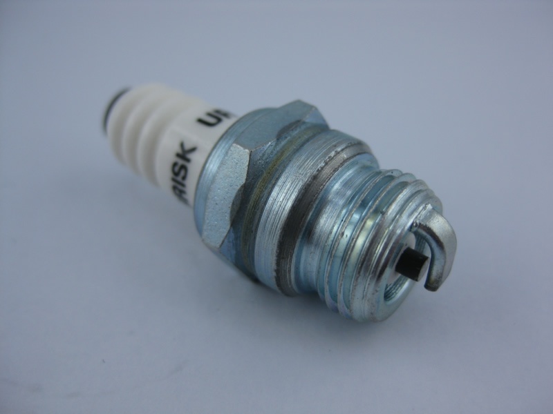 Zündkerze RM-25V, 35, 50, 70V2