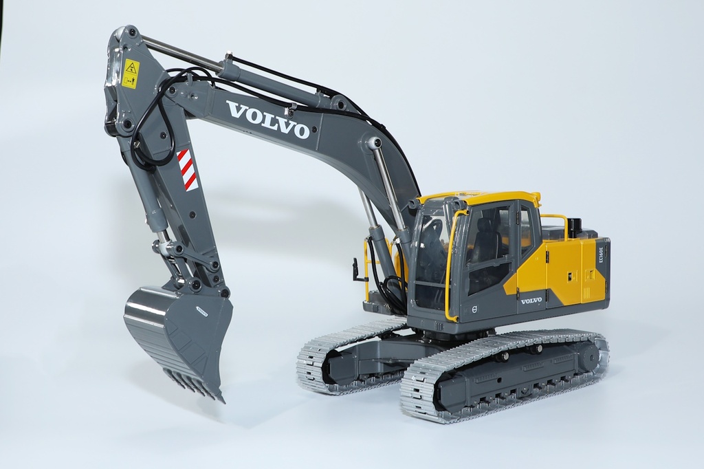 EC160E Volvo Vollmetallbagger Maßstab 1:14 RTR