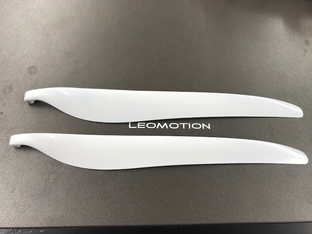 Leomotion Carbon Propeller 19.0 x 13.0 Scale (8mm) - weiss