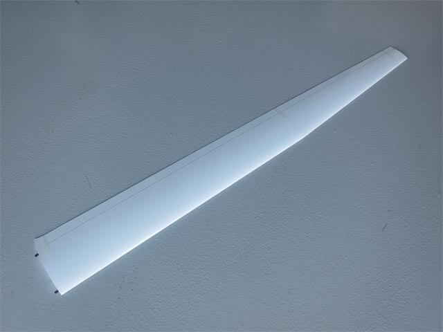 Flügel Rechts CFK DG600 (weiss) von RCRCM