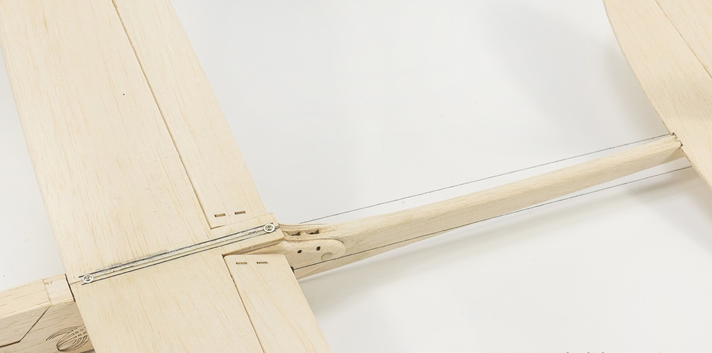 HEPF Sparrow F06 Balsa Segler 62cm