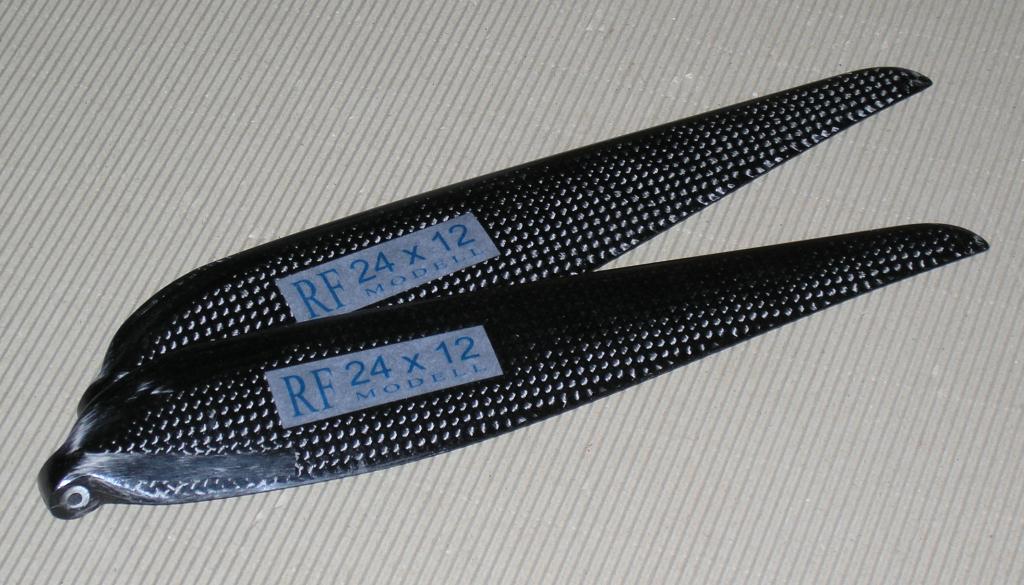 RFM Carbon Prop 28x12"