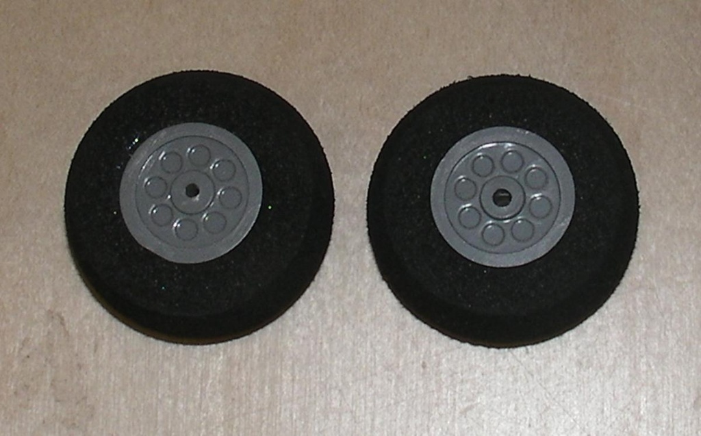 Räder für Fahrwerke (2Stk) 30x12mm