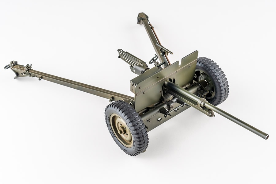 Panzerabwehrgeschütz M3 für 1941 Willys MB Scaler 1:12