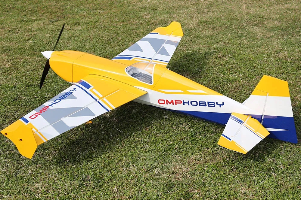74" Edge 540 ARF - Gelb 1,87m