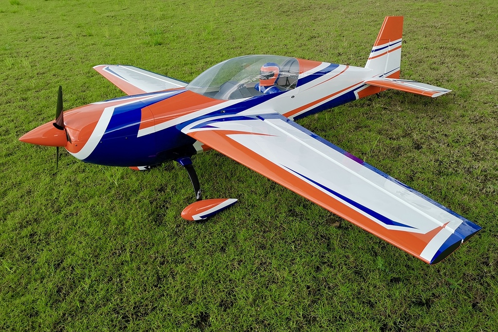 125" Extra 300 V4 Plus (2 cyl.) - Orange/White 3,35m