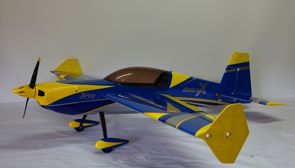 60" Edge 540T V2 EXP - Blue/Yellow 1,52m