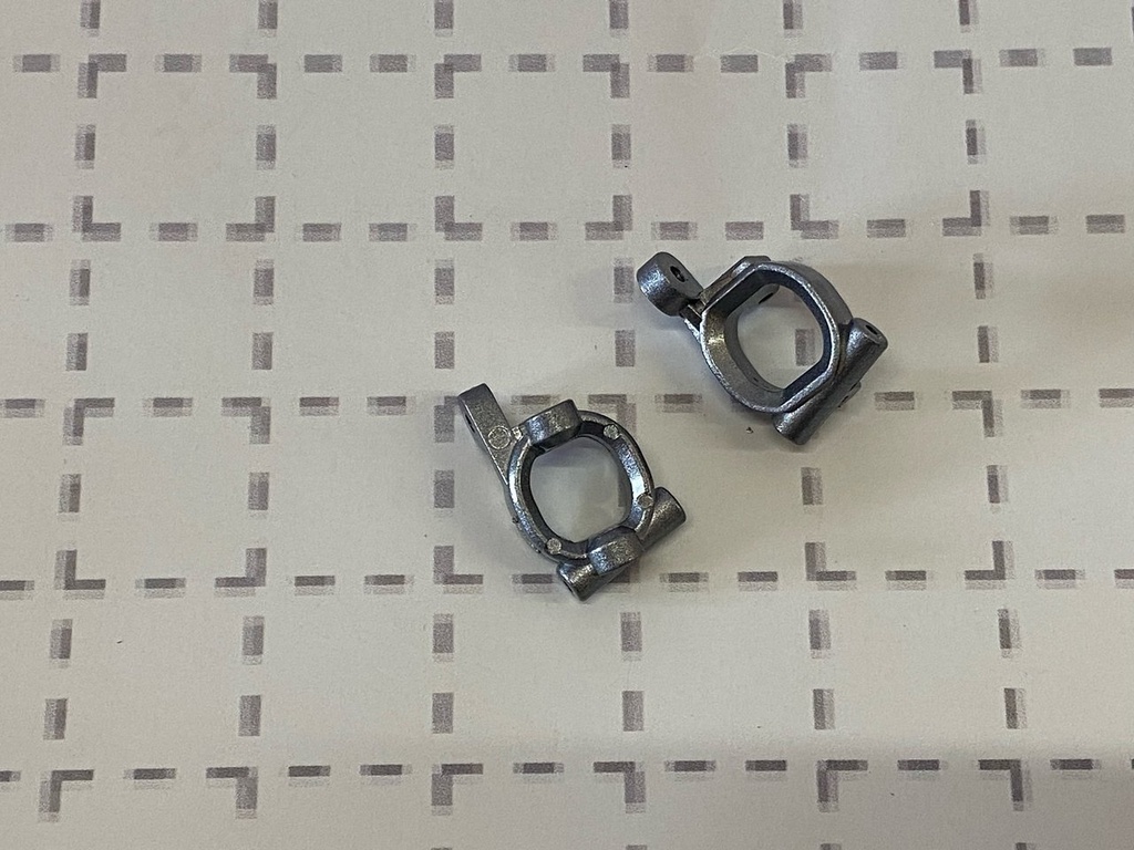 Metall C-Hubs vorne (2) zu 3120/3122