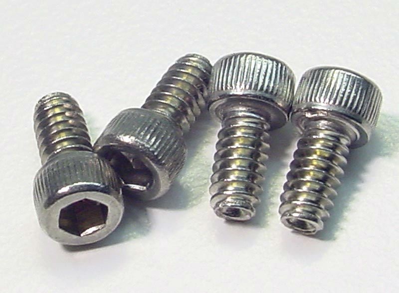 1/4 x 4-40 Rundkopf-Schraube