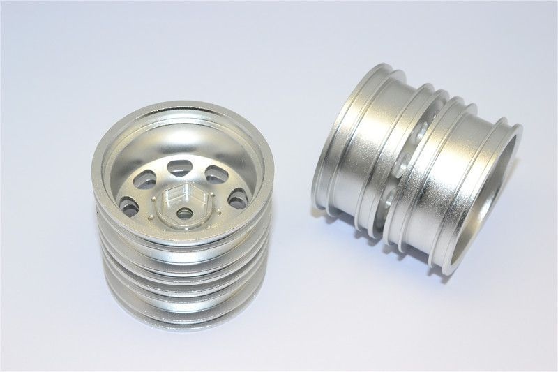Aluminium 9-Loch Felgen hinten silber